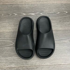 Reef Sandals Youth 2 Rio Slip On Slides Black Open Toe Comfort‎ Water Friendly